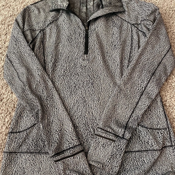 Lululemon 1/4 Zip - Picture 1 of 2